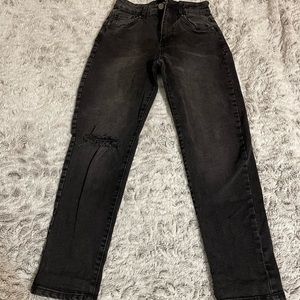 Black mom jeans